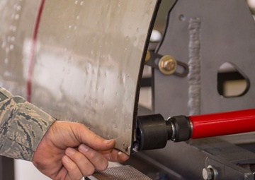 Team JSTARS maintainers design tool saving Air Force estimated $500k yearly