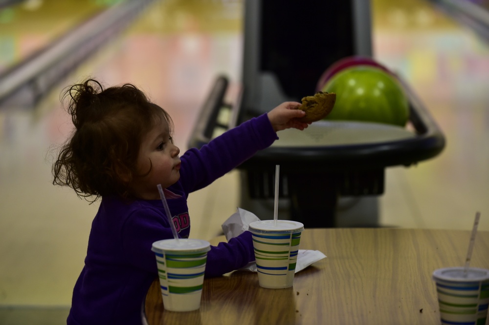 A&amp;FRC provides deployed service members’ families fun, food