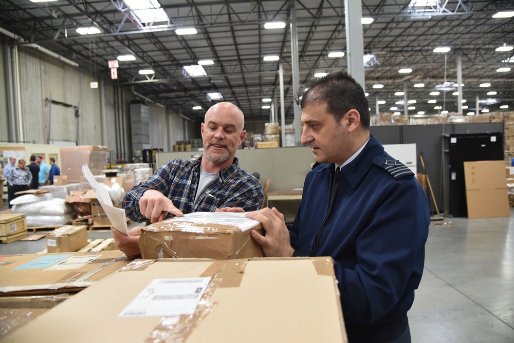 Hellenic Air Force visits six-year partner, DLA Distribution