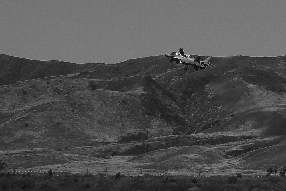 MCAS Camp Pendleton: F-35B Lighting II Takes off