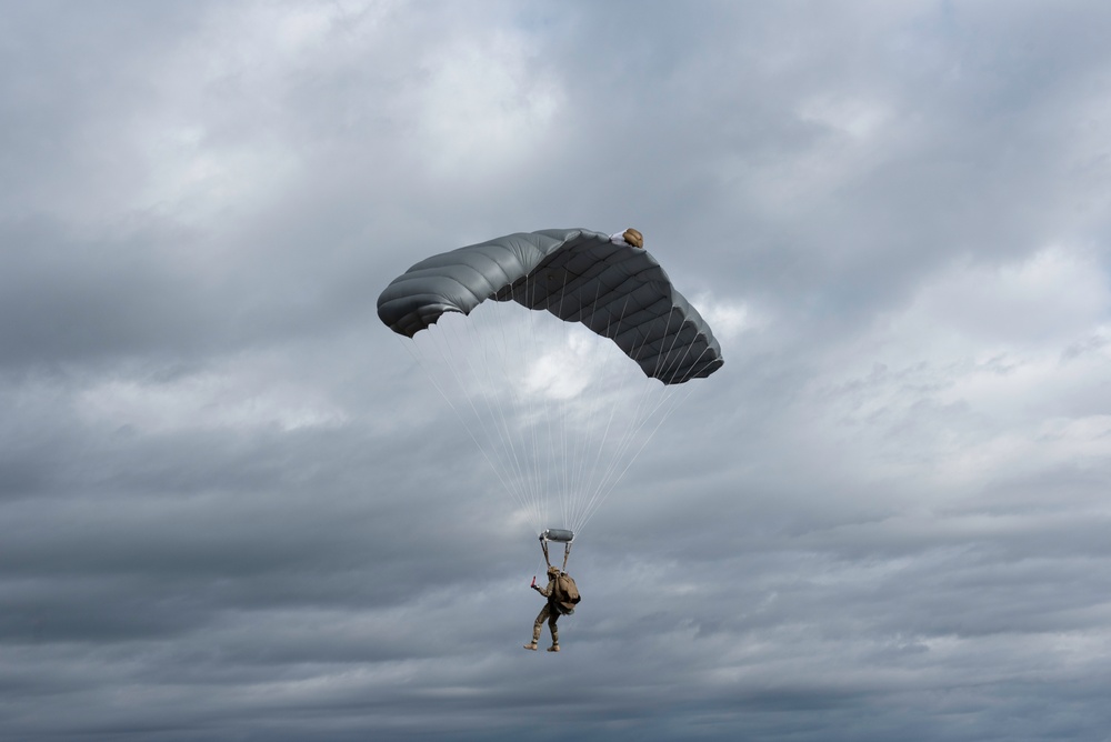 24th SOW commander relinquishes command, performs military free fall jump