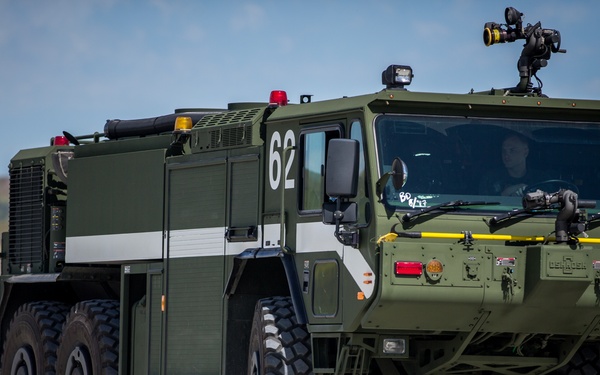 ARFF Marines go through the P-19R driver’s license course