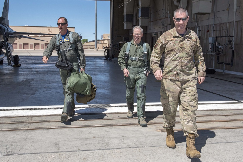 WSMR commander visits Holloman AFB
