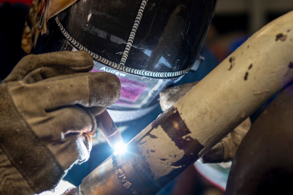 USS Preble Sailors Repair Pipe