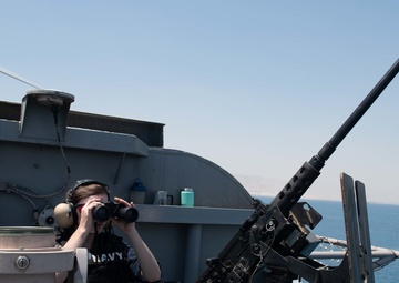 The aircraft carrier USS John C. Stennis (CVN 74) transits the Suez Canal