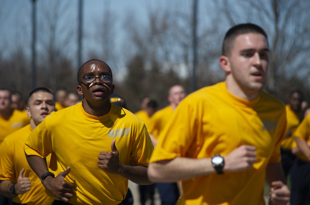 DVIDS - Images - Recruits and RTC Personnel Participate in First 1.5 ...