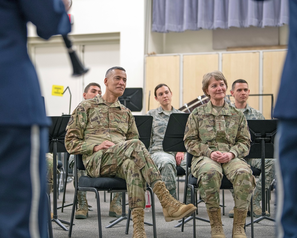 AMC/CC Visits Travis AFB