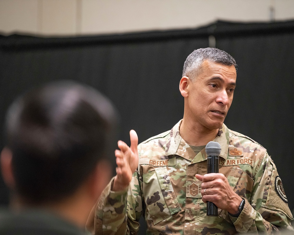 AMC/CC Visits Travis AFB