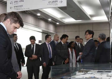 RLDP-DUS 19-02 Visits Coex