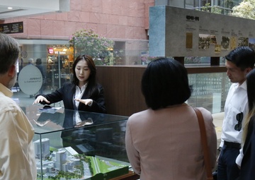 RLDP-DUS 19-02 Visits Severance Hospital