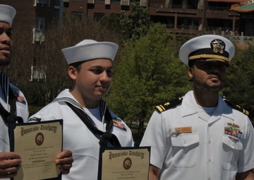 Naval Museum hosts a re-enlistment ceremony
