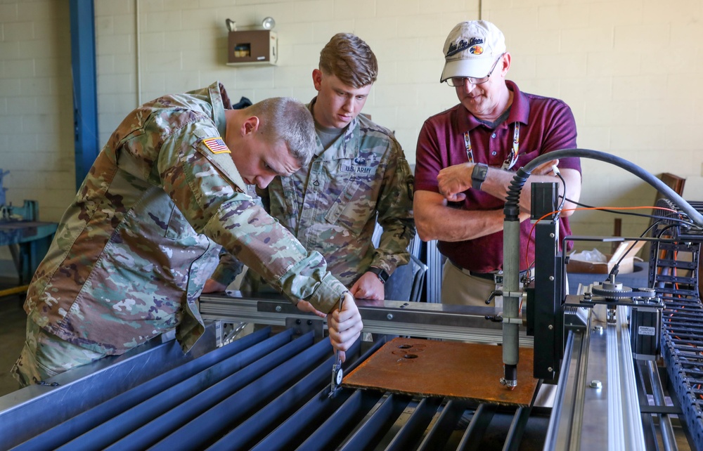 Sparking Ingenuity: 584th Maintenance Company first in the 101st Airborne Division to receive new metal working equipment