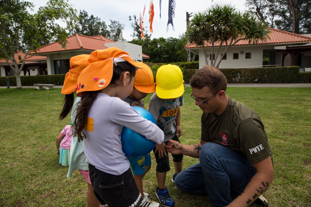 Camp Hansen Marines Volunteer for a friendship exchange and community clean up