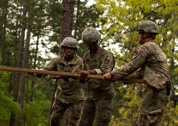 Dragon Medic Strong pushes Soldiers to the max