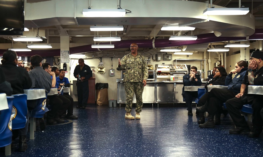 190423-N-FQ836-1033