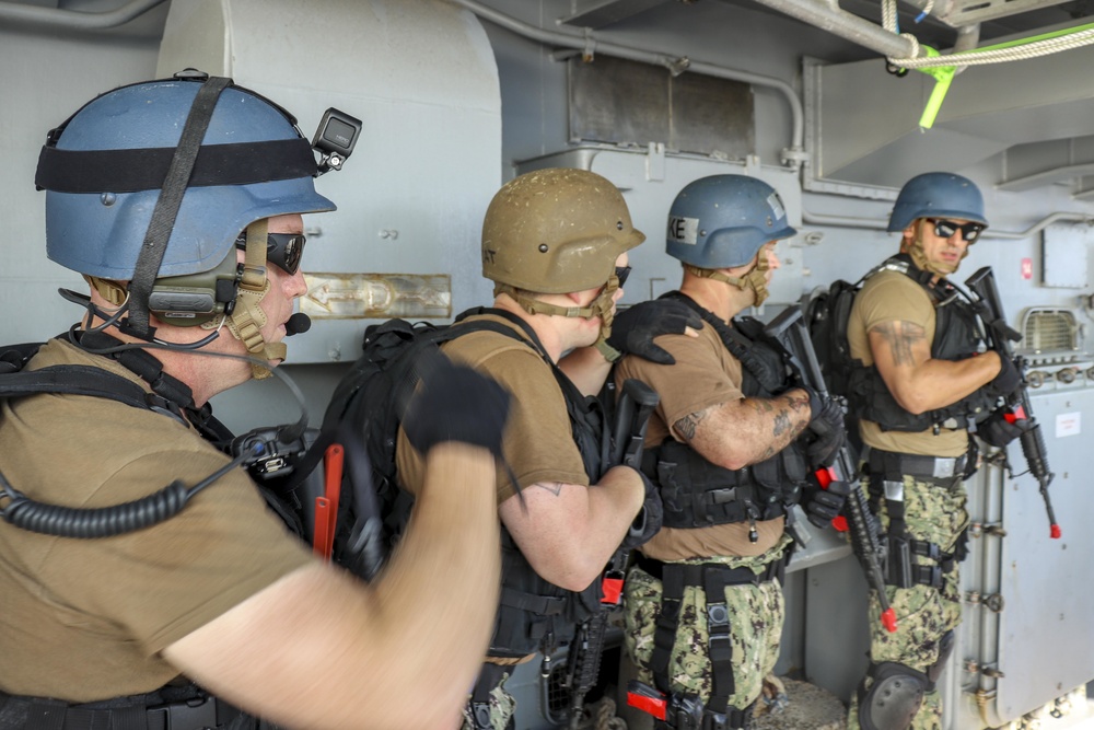 USS Preble And HMAS Melbourne Conduct VBSS Drill During Cooperative Deployment.