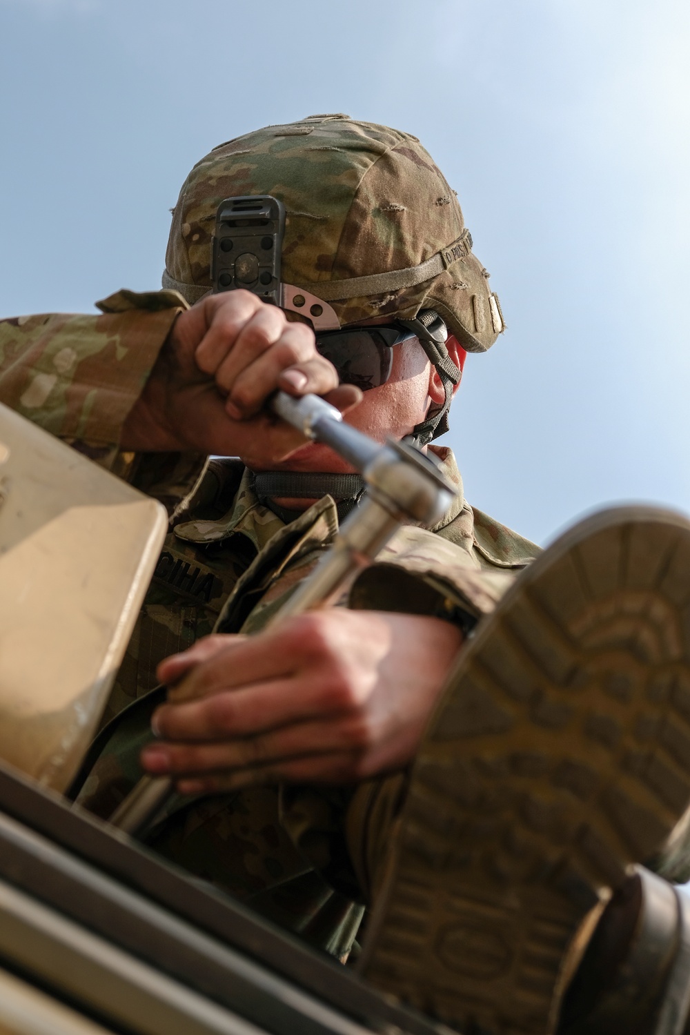 Thunder Soldiers Conduct PMCS on MLRS