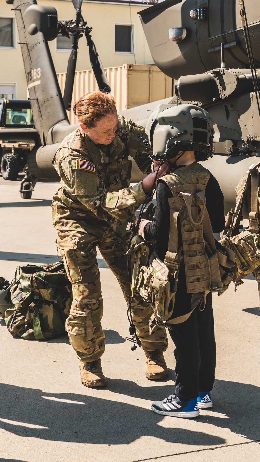 Montessori School, Ergersheim, Germany visitis the 1st Combat Aviation Brigade Montessori School, Ergersheim, Germany visitis the 1st Combat Aviation Brigade