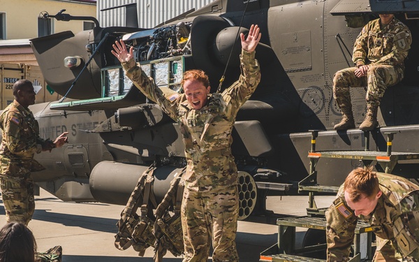 Montessori School, Ergersheim, Germany visits the 1st Combat Aviation Brigade