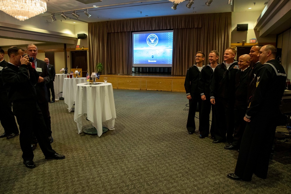 CNO Speaks with Community Leaders at Naval Base Kitsap-Bangor