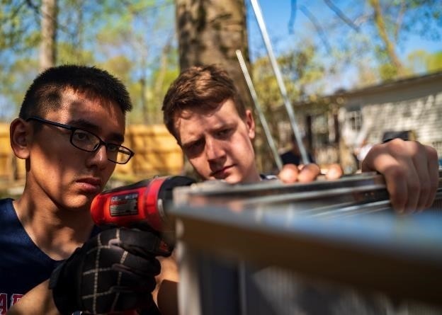 For The Fallen: Sailors Lend a Hand