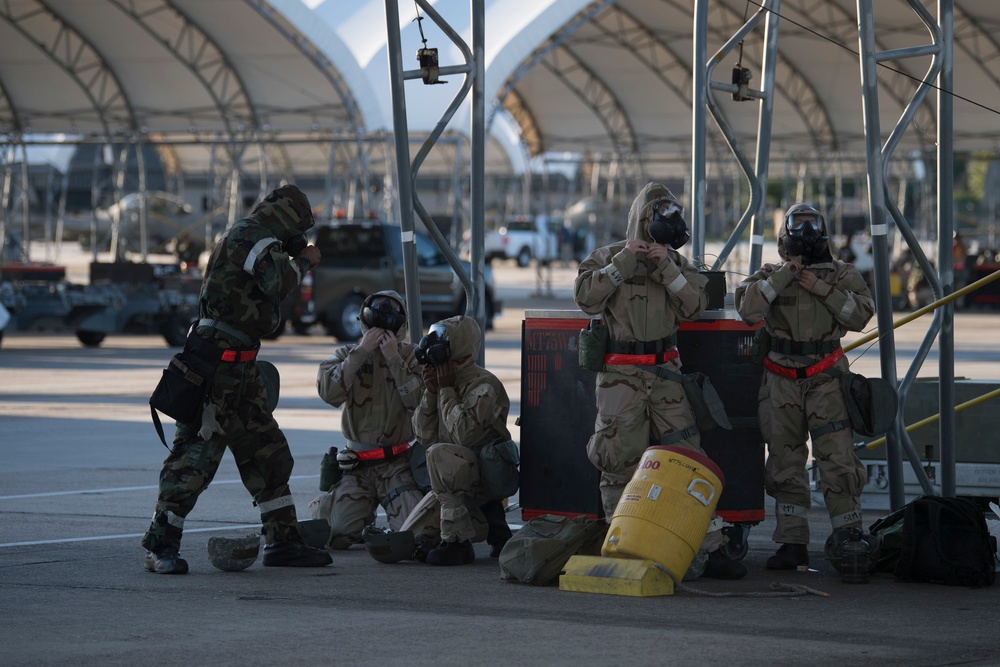 Maintenance Airmen keep Hawgs exercise ready