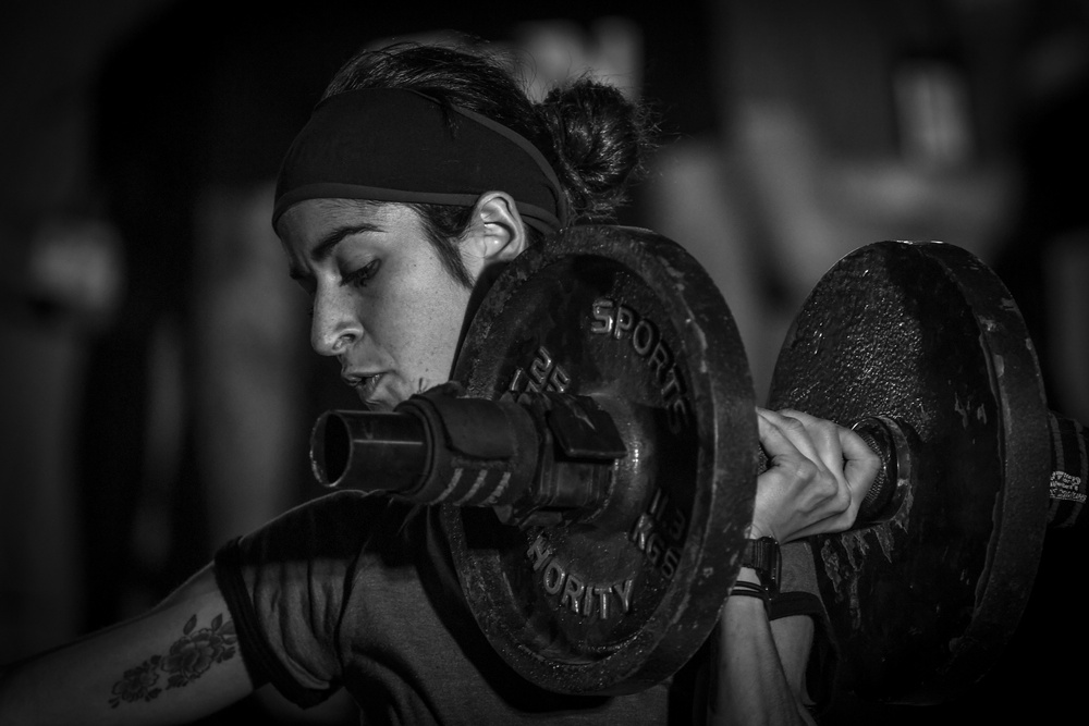 Camp Lemonnier Hosts Strongman/Strongwoman Competition