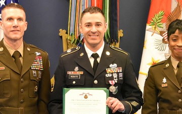 Sergeant Major of the Army Recognizes Birmingham Army Recruiter