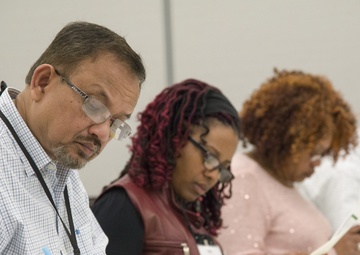 Dept. of Energy experts visit Huntsville Center to lead ESPC training