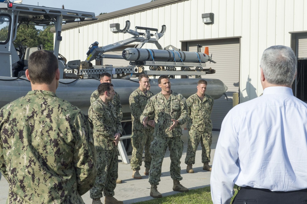 Navy Expeditionary Combat Enterprise Board of Directors Visits EOD Forces