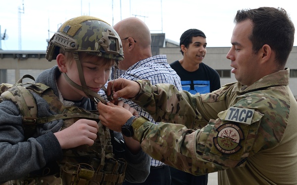 Big Brothers Big Sisters visit 177FW