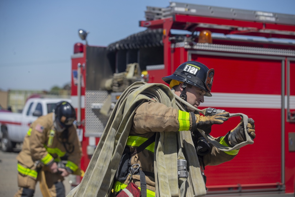 Controlled fire simulation training on Camp Pendleton