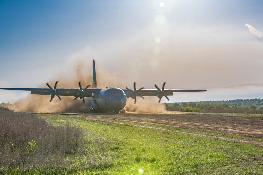 Steel Warrior BN Soldiers Remain 'Ready Now' After Conducting Air/Land Raid