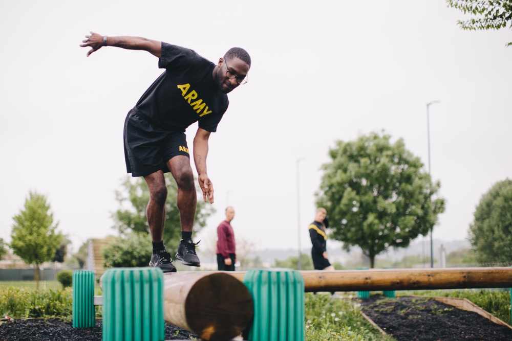 Sky Soldier navigates obstacle course