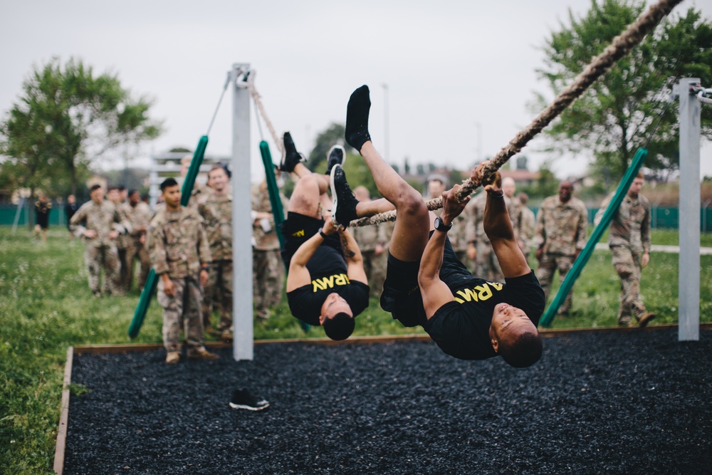 Sky Soldiers navigate an obstacle course