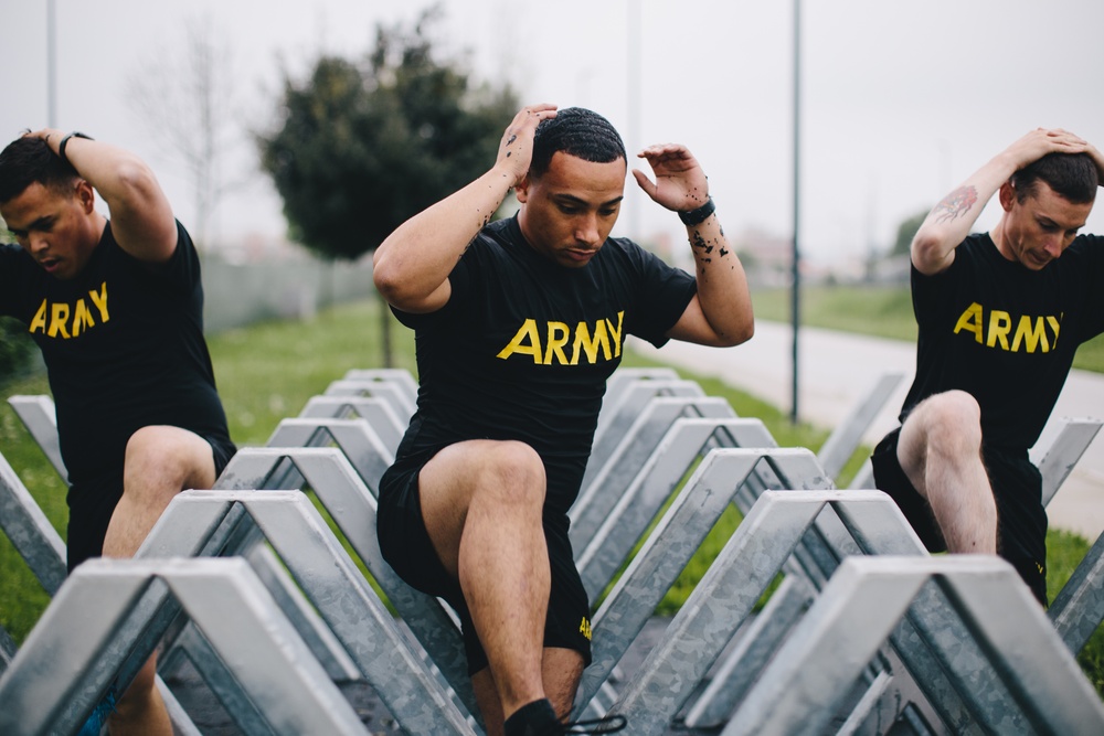 Sky Soldiers navigate an obstacle course