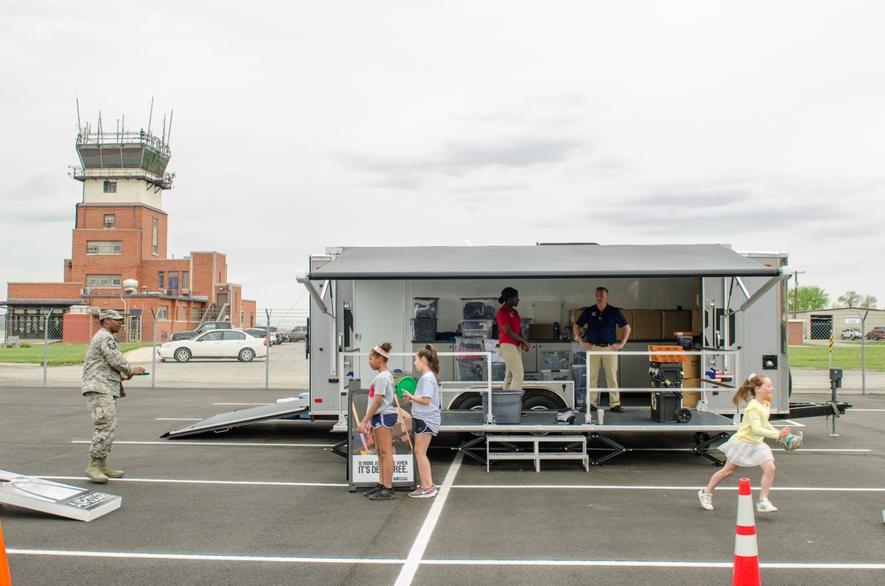 Missouri Airmen bring their children to work