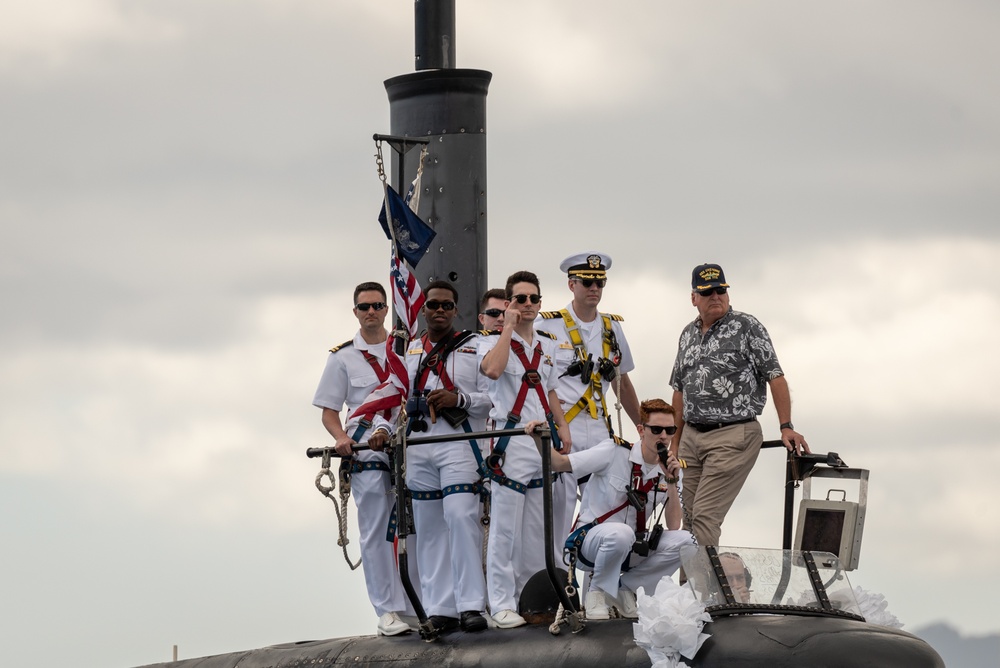 USS Cheyenne Returns to Pearl Harbor