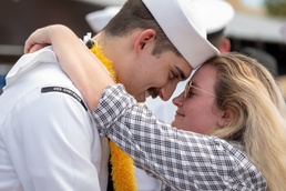 USS Cheyenne Returns to Pearl Harbor