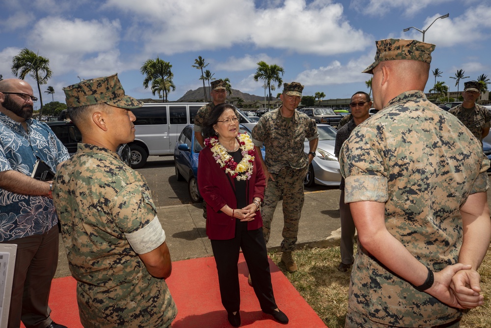 Sen. Hirono visits MCBH