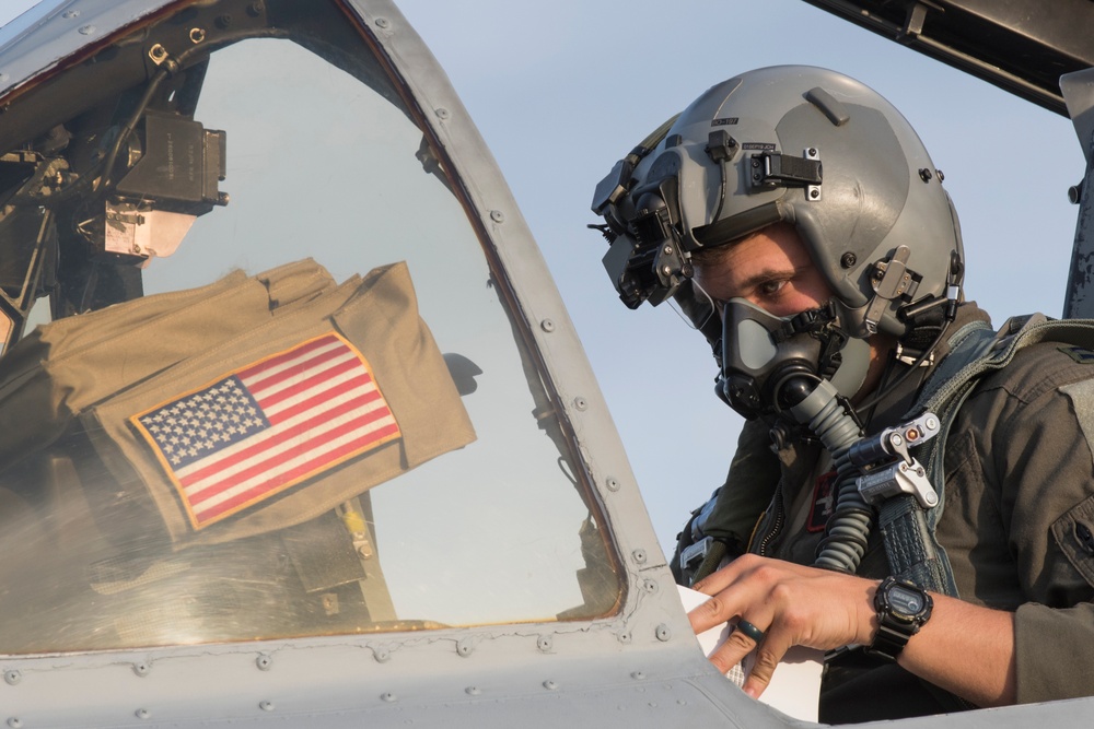 Idaho Air National Guard hosts F-18s for training with A-10s at Gowen Field