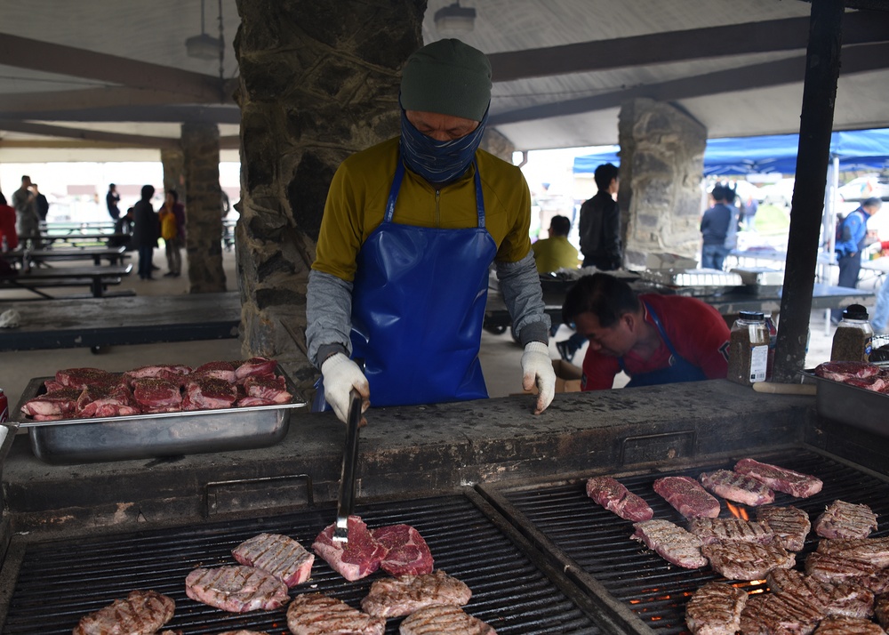 Osan celebrates Korean employees