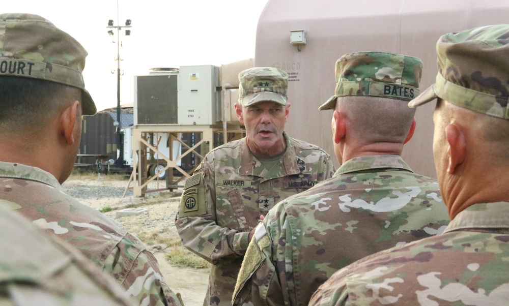 MG Walker Visits 398th FMSU