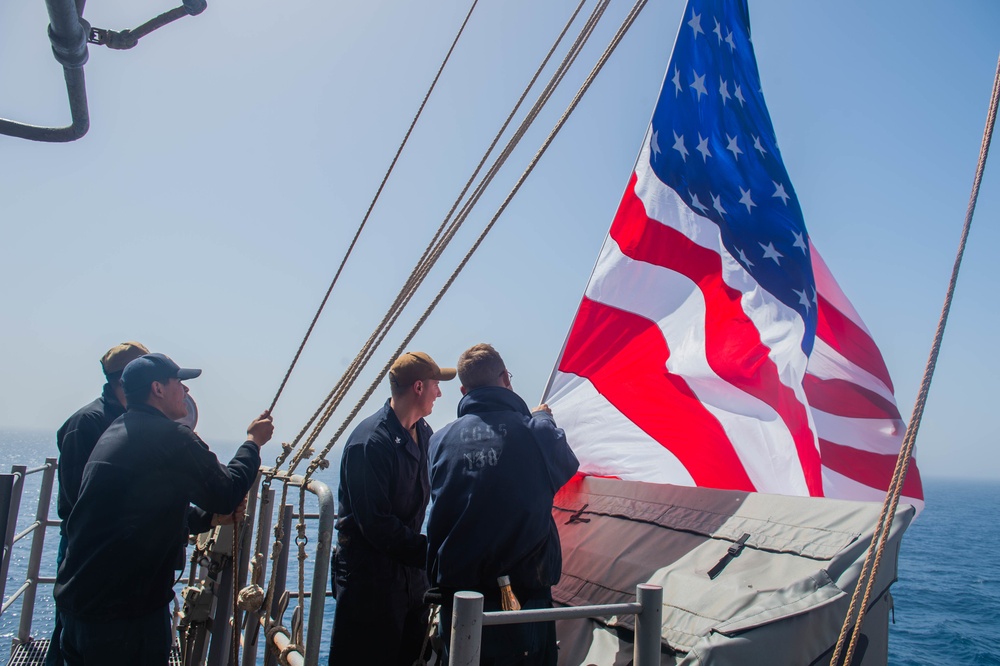 USS Leyte Gulf Underway