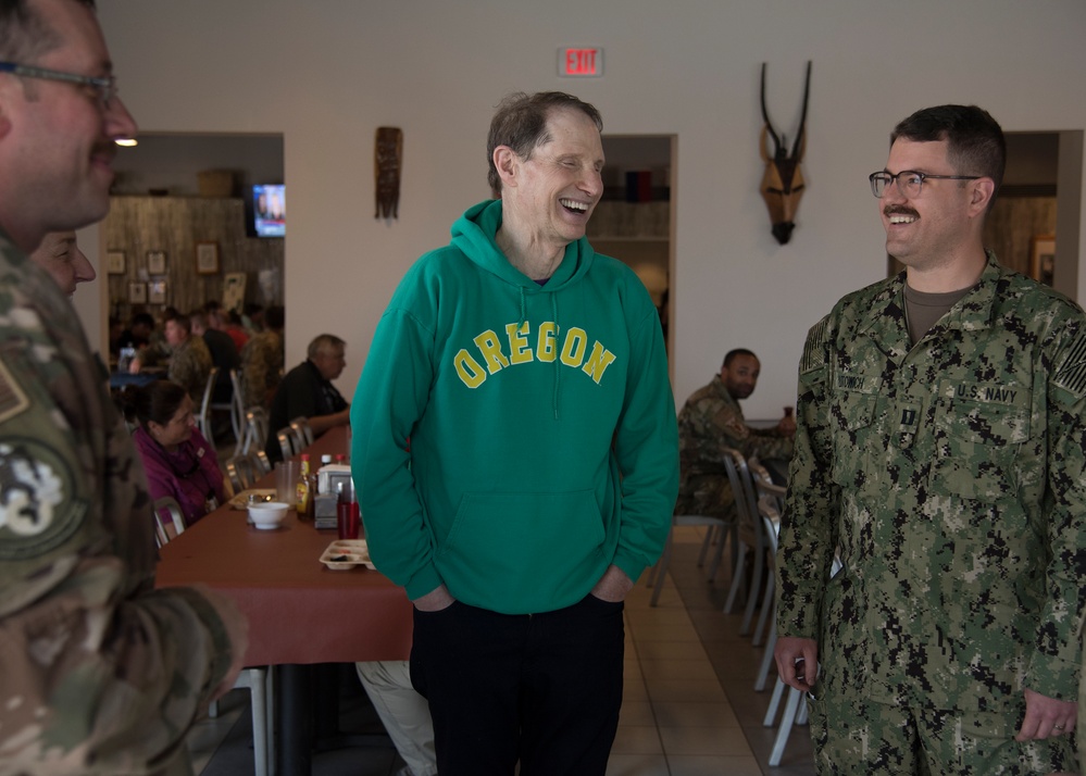 CODEL Wyden visits CJTF-HOA