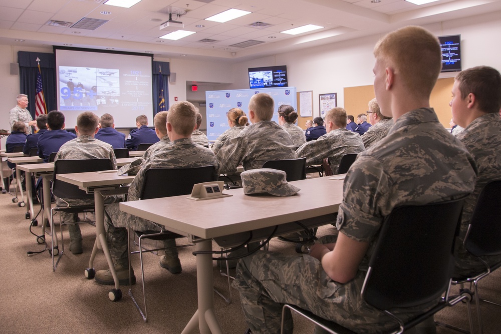 Cadets tour base