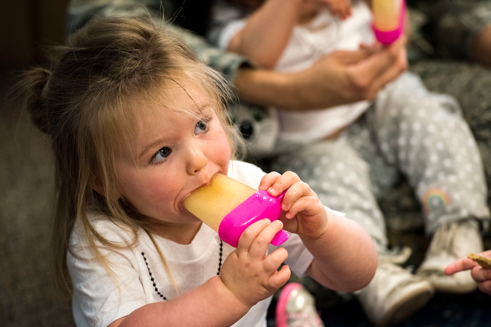 Families get stuffed during Teddy Bear Picnic