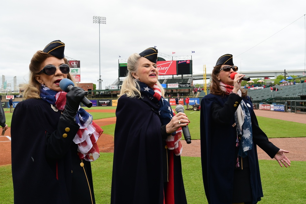 Military communities enjoy appreciation day at Louisville Bats baseball game