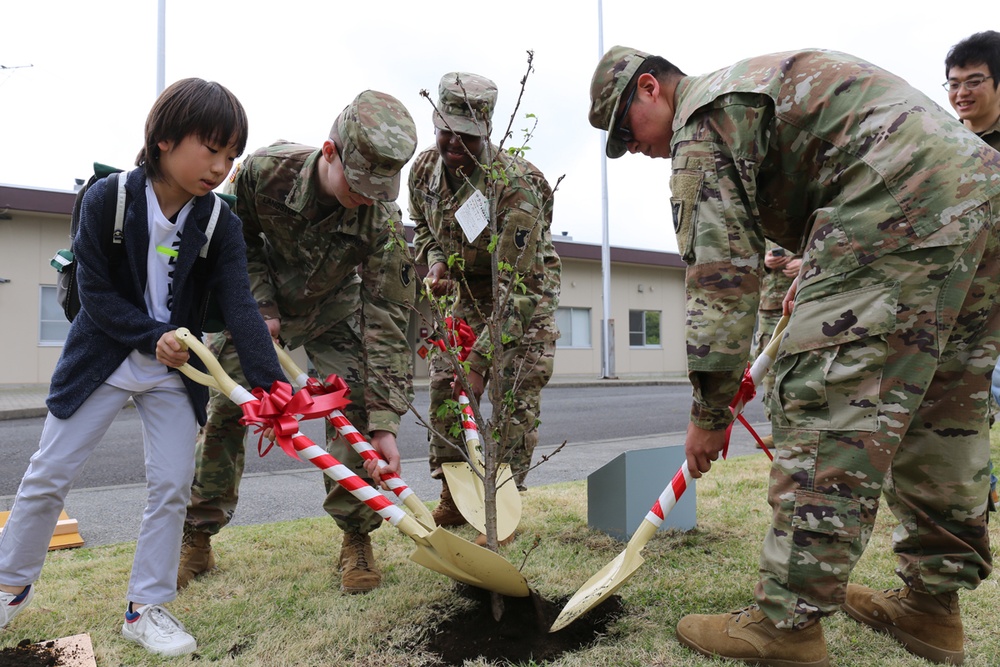 38th ADA Soldiers plant trees, friendship with Japanese students at Earth Day event