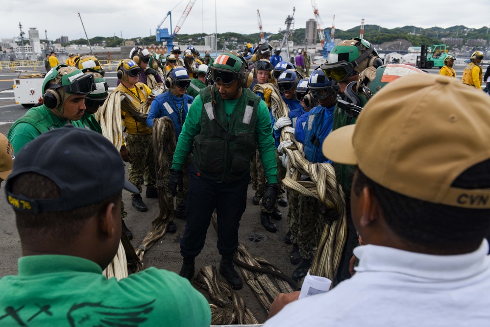 USS Ronald Reagan Conducts Flight Deck Certifications